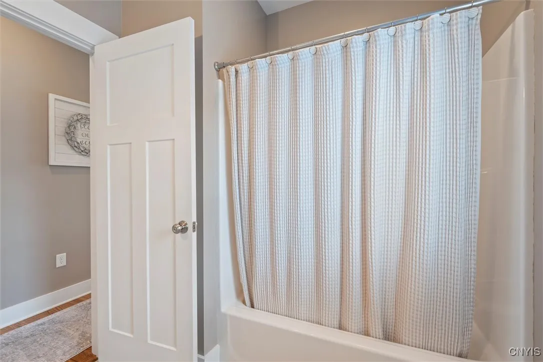 3758 Malibu Hills Drive, Camillus, New York 13209, Camillus, New York 13209, 3 Bedrooms Bedrooms, 7 Rooms Rooms,2 BathroomsBathrooms,Residential,For Sale,3758 Malibu Hills Drive, Camillus, New York 13209,S1619737