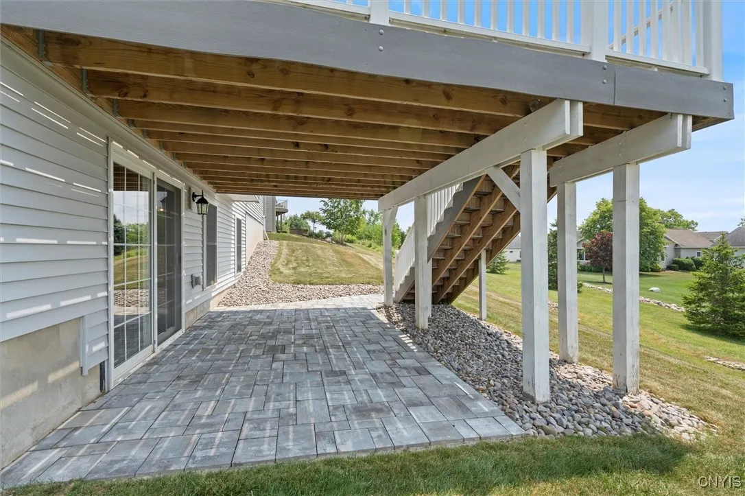 3758 Malibu Hills Drive, Camillus, New York 13209, Camillus, New York 13209, 3 Bedrooms Bedrooms, 7 Rooms Rooms,2 BathroomsBathrooms,Residential,For Sale,3758 Malibu Hills Drive, Camillus, New York 13209,S1619737