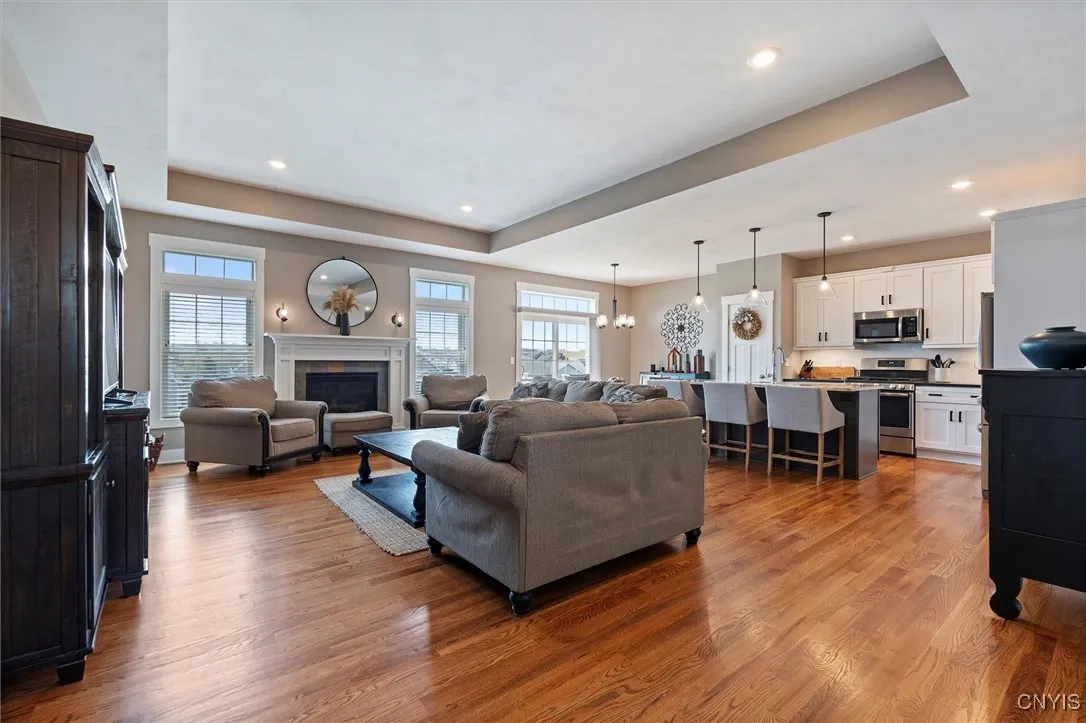 3758 Malibu Hills Drive, Camillus, New York 13209, Camillus, New York 13209, 3 Bedrooms Bedrooms, 7 Rooms Rooms,2 BathroomsBathrooms,Residential,For Sale,3758 Malibu Hills Drive, Camillus, New York 13209,S1619737