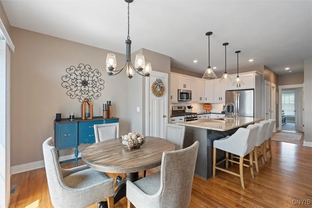 3758 Malibu Hills Drive, Camillus, New York 13209, Camillus, New York 13209, 3 Bedrooms Bedrooms, 7 Rooms Rooms,2 BathroomsBathrooms,Residential,For Sale,3758 Malibu Hills Drive, Camillus, New York 13209,S1619737