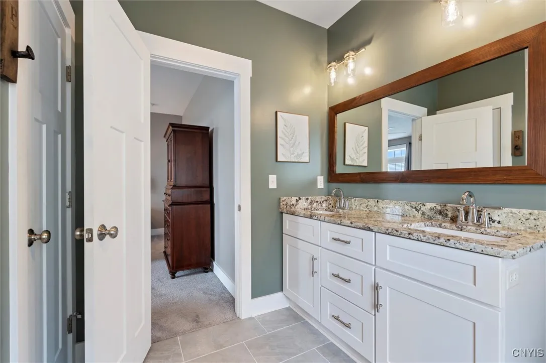 3758 Malibu Hills Drive, Camillus, New York 13209, Camillus, New York 13209, 3 Bedrooms Bedrooms, 7 Rooms Rooms,2 BathroomsBathrooms,Residential,For Sale,3758 Malibu Hills Drive, Camillus, New York 13209,S1619737
