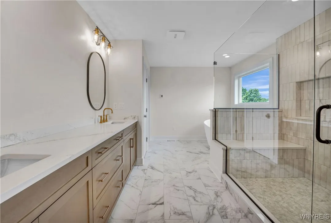 4 Kestrel Court, Orchard Park, New York 14127, Orchard Park, New York 14127, 4 Bedrooms Bedrooms, 10 Rooms Rooms,4 BathroomsBathrooms,Residential,For Sale,4 Kestrel Court, Orchard Park, New York 14127,B1620783
