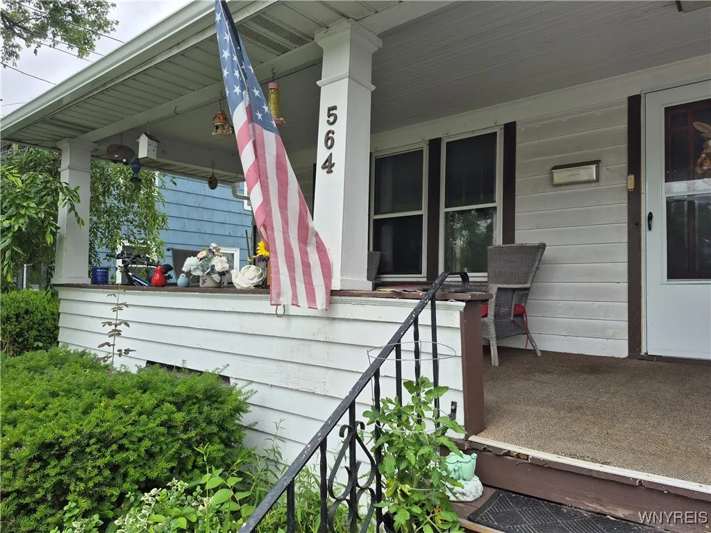 564 Ward Road, North Tonawanda, New York 14120, North Tonawanda, New York 14120, 4 Bedrooms Bedrooms, ,2 BathroomsBathrooms,Residential,For Sale,564 Ward Road, North Tonawanda, New York 14120,B1620226