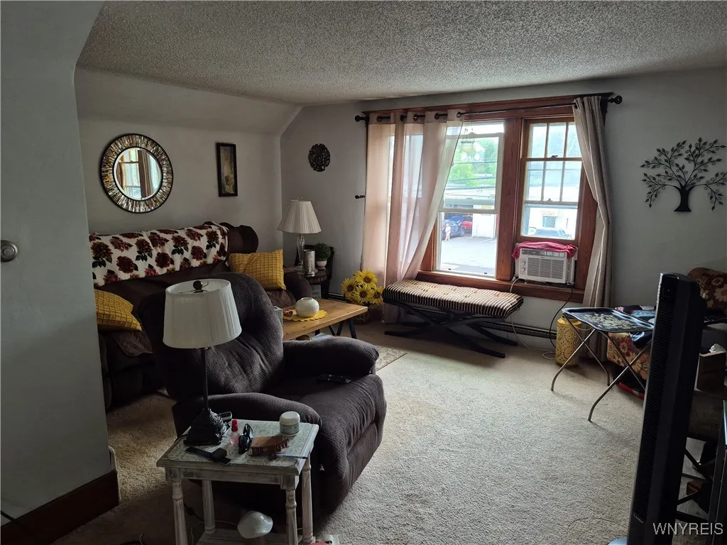 564 Ward Road, North Tonawanda, New York 14120, North Tonawanda, New York 14120, 4 Bedrooms Bedrooms, ,2 BathroomsBathrooms,Residential,For Sale,564 Ward Road, North Tonawanda, New York 14120,B1620226