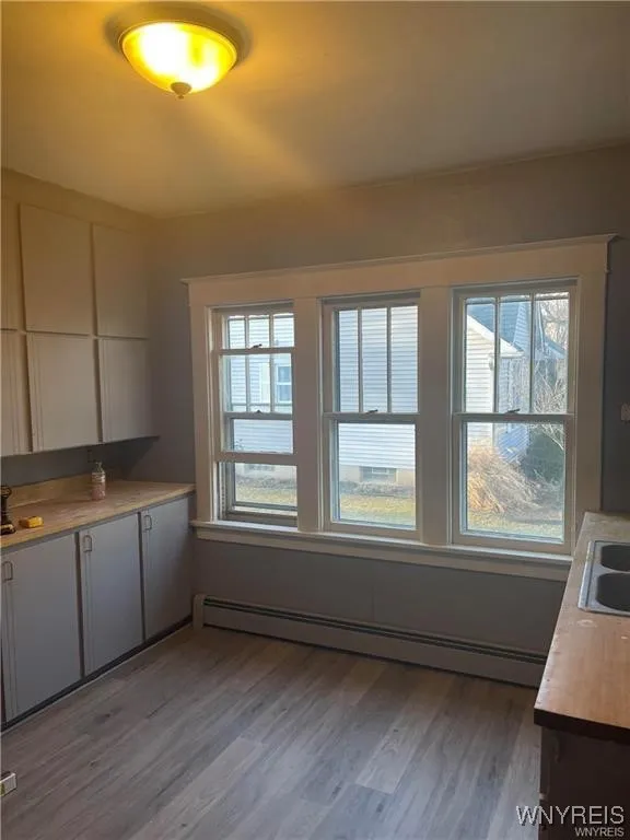 564 Ward Road, North Tonawanda, New York 14120, North Tonawanda, New York 14120, 4 Bedrooms Bedrooms, ,2 BathroomsBathrooms,Residential,For Sale,564 Ward Road, North Tonawanda, New York 14120,B1620226