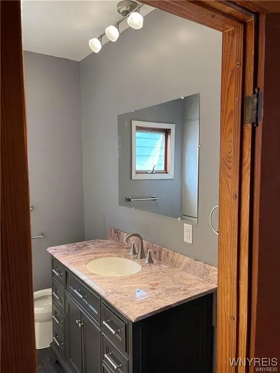 564 Ward Road, North Tonawanda, New York 14120, North Tonawanda, New York 14120, 4 Bedrooms Bedrooms, ,2 BathroomsBathrooms,Residential,For Sale,564 Ward Road, North Tonawanda, New York 14120,B1620226