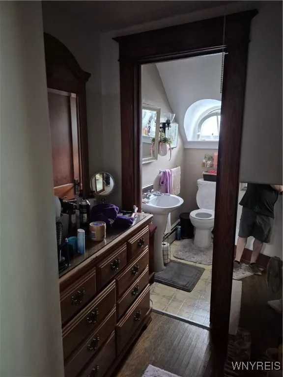 564 Ward Road, North Tonawanda, New York 14120, North Tonawanda, New York 14120, 4 Bedrooms Bedrooms, ,2 BathroomsBathrooms,Residential,For Sale,564 Ward Road, North Tonawanda, New York 14120,B1620226