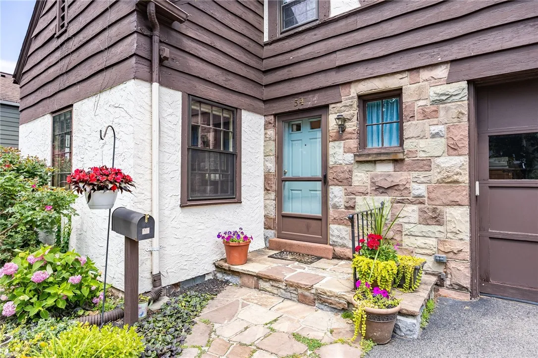 54 Covington Road, Irondequoit, New York 14617, Irondequoit, New York 14617, 3 Bedrooms Bedrooms, 7 Rooms Rooms,1 BathroomBathrooms,Residential,For Sale,54 Covington Road, Irondequoit, New York 14617,R1620591