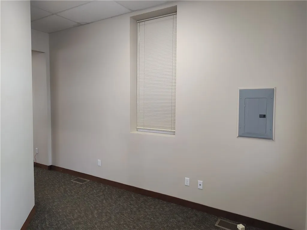150 Castle Street, Geneva City, New York 14456, Geneva City, New York 14456, ,Commercial Lease,For Rent,150 Castle Street, Geneva City, New York 14456,R1620798