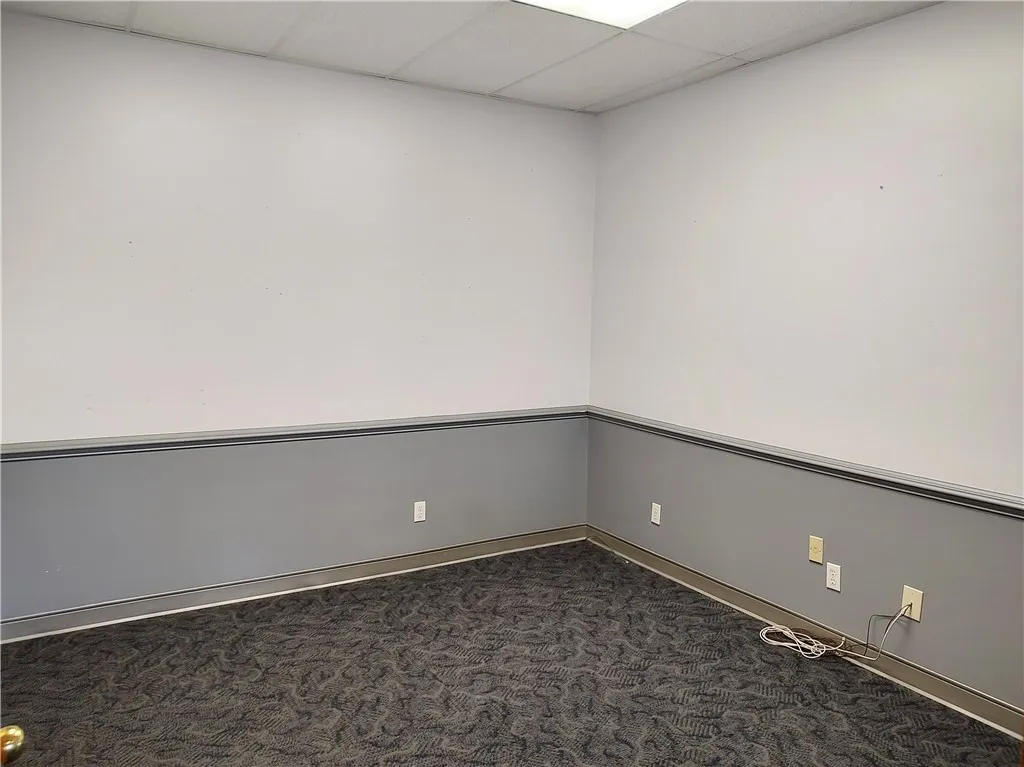 146 Castle Street, Geneva City, New York 14456, Geneva City, New York 14456, ,Commercial Lease,For Rent,146 Castle Street, Geneva City, New York 14456,R1620766
