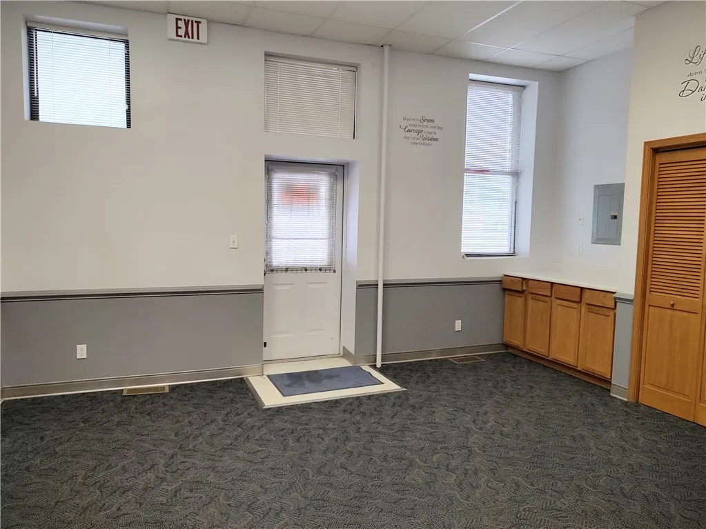 146 Castle Street, Geneva City, New York 14456, Geneva City, New York 14456, ,Commercial Lease,For Rent,146 Castle Street, Geneva City, New York 14456,R1620766