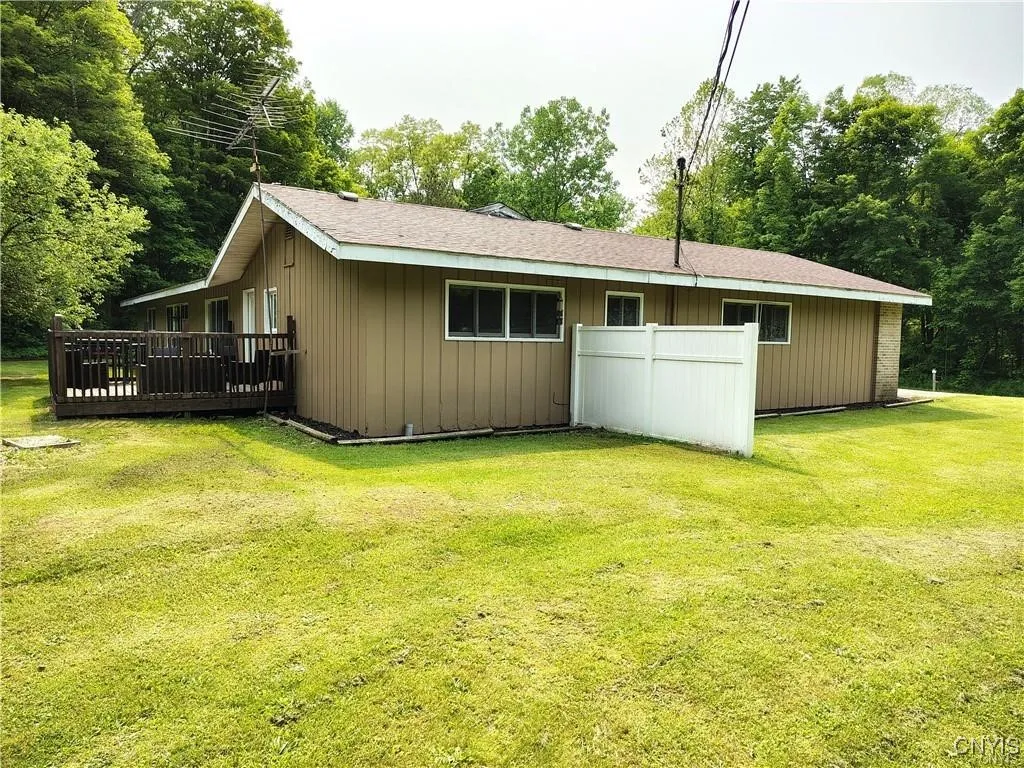 111 Hillview Terrace, Frankfort, New York 13340, Frankfort, New York 13340, 4 Bedrooms Bedrooms, 12 Rooms Rooms,2 BathroomsBathrooms,Residential,For Sale,111 Hillview Terrace, Frankfort, New York 13340,S1620687