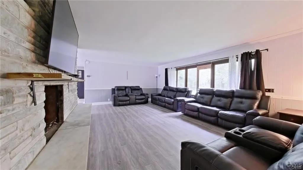 111 Hillview Terrace, Frankfort, New York 13340, Frankfort, New York 13340, 4 Bedrooms Bedrooms, 12 Rooms Rooms,2 BathroomsBathrooms,Residential,For Sale,111 Hillview Terrace, Frankfort, New York 13340,S1620687