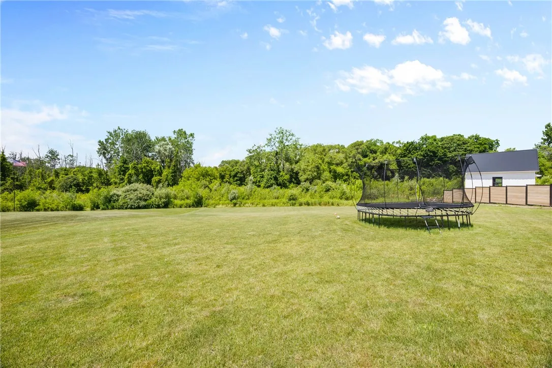 89 Copper Beech, Perinton, New York 14450, Perinton, New York 14450, 4 Bedrooms Bedrooms, 7 Rooms Rooms,2 BathroomsBathrooms,Residential,For Sale,89 Copper Beech, Perinton, New York 14450,R1620472