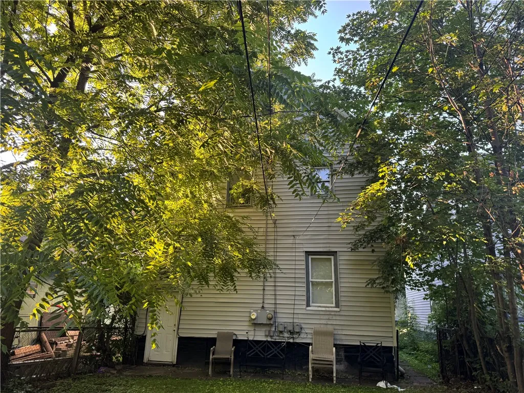 355 Champlain Street 353, Rochester, New York 1461, Rochester, New York 14611, 7 Bedrooms Bedrooms, ,2 BathroomsBathrooms,Residential,For Sale,355 Champlain Street 353, Rochester, New York 1461,R1620425