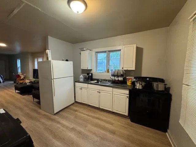355 Champlain Street 353, Rochester, New York 1461, Rochester, New York 14611, 7 Bedrooms Bedrooms, ,2 BathroomsBathrooms,Residential,For Sale,355 Champlain Street 353, Rochester, New York 1461,R1620425