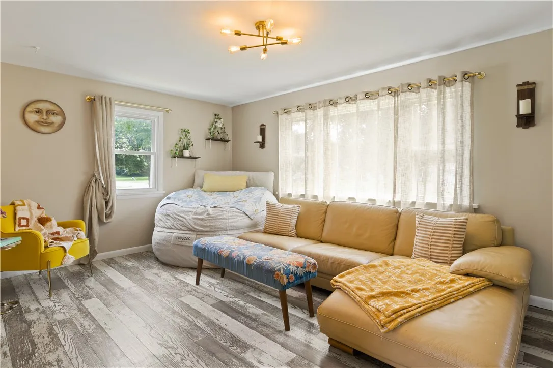 650 Ogden Parma Tl Road, Parma, New York 14559, Parma, New York 14559, 4 Bedrooms Bedrooms, 6 Rooms Rooms,2 BathroomsBathrooms,Residential,For Sale,650 Ogden Parma Tl Road, Parma, New York 14559,R1617834