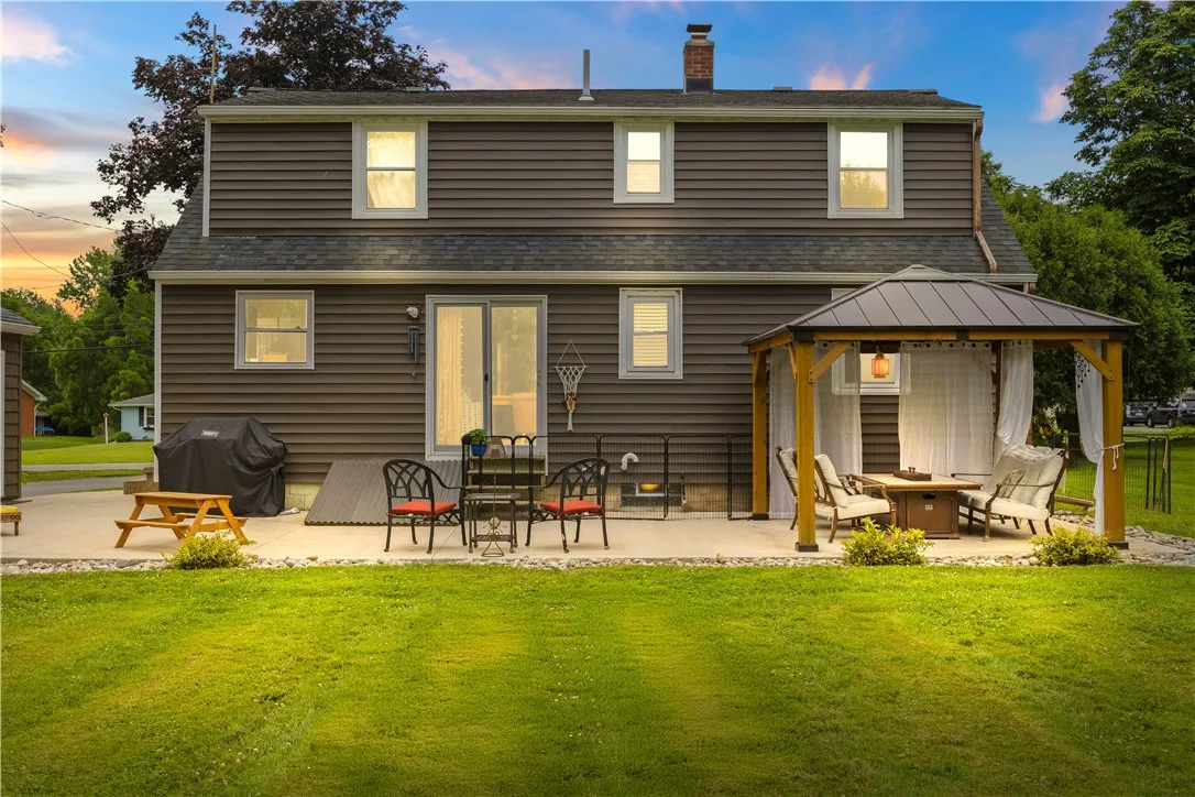 650 Ogden Parma Tl Road, Parma, New York 14559, Parma, New York 14559, 4 Bedrooms Bedrooms, 6 Rooms Rooms,2 BathroomsBathrooms,Residential,For Sale,650 Ogden Parma Tl Road, Parma, New York 14559,R1617834