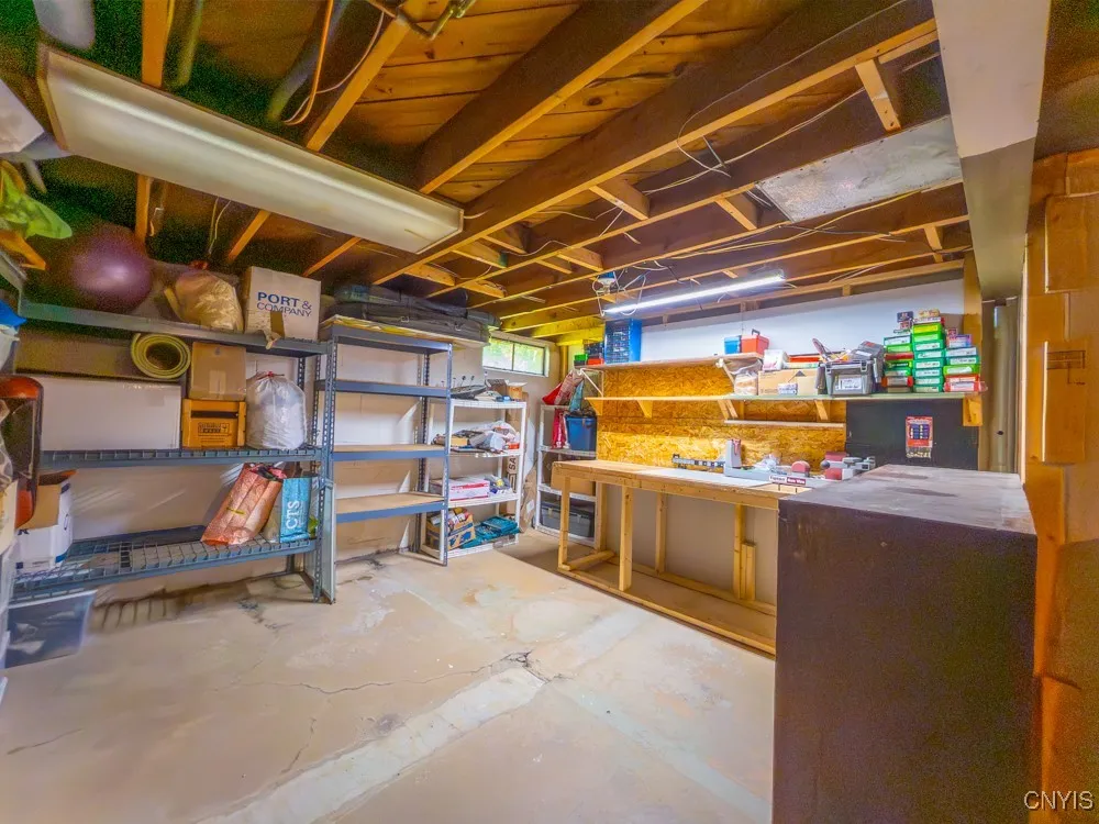 9242 Sixty Road, Lysander, New York 13135, Lysander, New York 13135, 2 Bedrooms Bedrooms, 7 Rooms Rooms,1 BathroomBathrooms,Residential,For Sale,9242 Sixty Road, Lysander, New York 13135,S1620383
