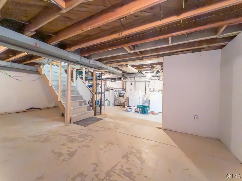 9242 Sixty Road, Lysander, New York 13135, Lysander, New York 13135, 2 Bedrooms Bedrooms, 7 Rooms Rooms,1 BathroomBathrooms,Residential,For Sale,9242 Sixty Road, Lysander, New York 13135,S1620383