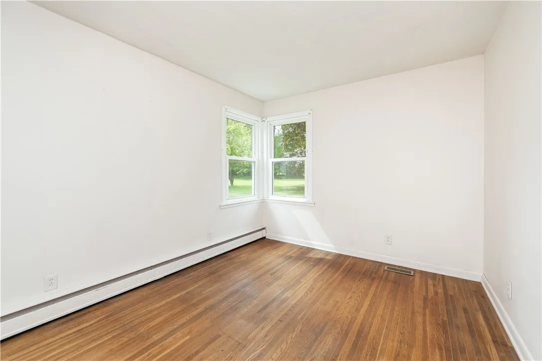 22 Ogden Parma Tl Road, Parma, New York 14559, Parma, New York 14559, 3 Bedrooms Bedrooms, 5 Rooms Rooms,1 BathroomBathrooms,Residential,For Sale,22 Ogden Parma Tl Road, Parma, New York 14559,R1620370