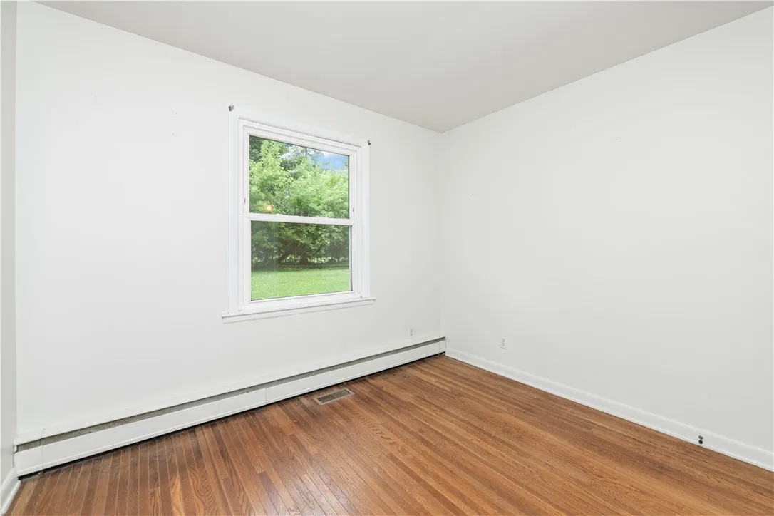 22 Ogden Parma Tl Road, Parma, New York 14559, Parma, New York 14559, 3 Bedrooms Bedrooms, 5 Rooms Rooms,1 BathroomBathrooms,Residential,For Sale,22 Ogden Parma Tl Road, Parma, New York 14559,R1620370