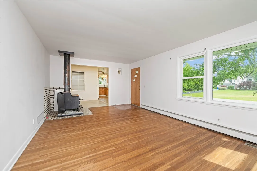22 Ogden Parma Tl Road, Parma, New York 14559, Parma, New York 14559, 3 Bedrooms Bedrooms, 5 Rooms Rooms,1 BathroomBathrooms,Residential,For Sale,22 Ogden Parma Tl Road, Parma, New York 14559,R1620370