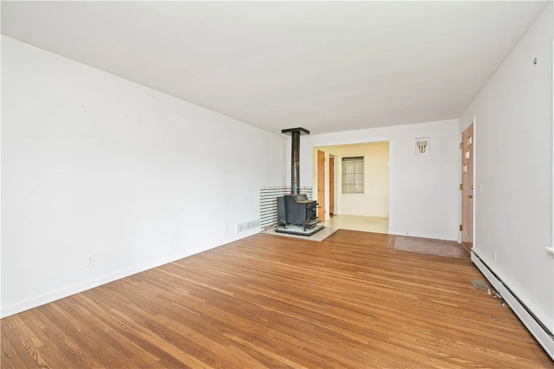 22 Ogden Parma Tl Road, Parma, New York 14559, Parma, New York 14559, 3 Bedrooms Bedrooms, 5 Rooms Rooms,1 BathroomBathrooms,Residential,For Sale,22 Ogden Parma Tl Road, Parma, New York 14559,R1620370