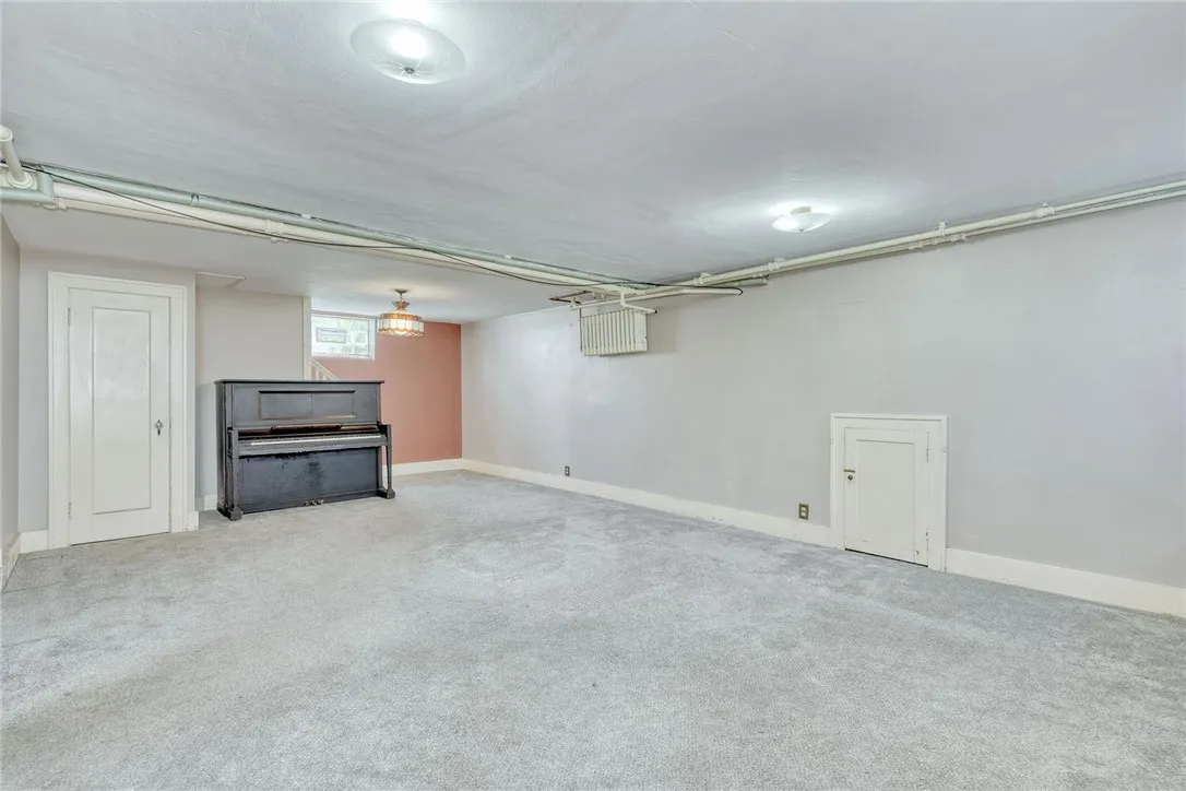 112 Isabelle Street, Rochester, New York 14606, Rochester, New York 14606, 4 Bedrooms Bedrooms, 10 Rooms Rooms,1 BathroomBathrooms,Residential,Closed,112 Isabelle Street, Rochester, New York 14606,R1620856