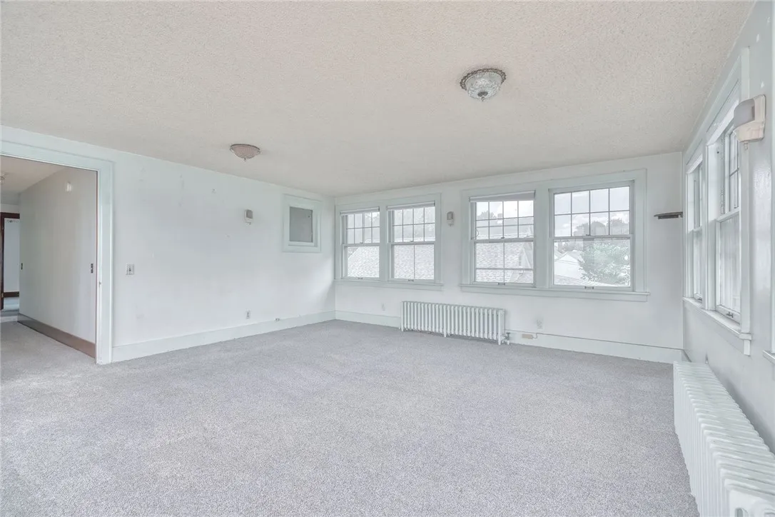 112 Isabelle Street, Rochester, New York 14606, Rochester, New York 14606, 4 Bedrooms Bedrooms, 10 Rooms Rooms,1 BathroomBathrooms,Residential,Closed,112 Isabelle Street, Rochester, New York 14606,R1620856