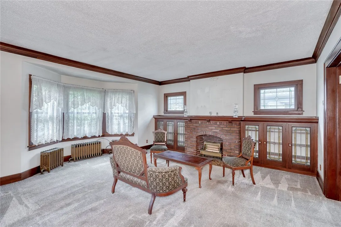 112 Isabelle Street, Rochester, New York 14606, Rochester, New York 14606, 4 Bedrooms Bedrooms, 10 Rooms Rooms,1 BathroomBathrooms,Residential,Closed,112 Isabelle Street, Rochester, New York 14606,R1620856