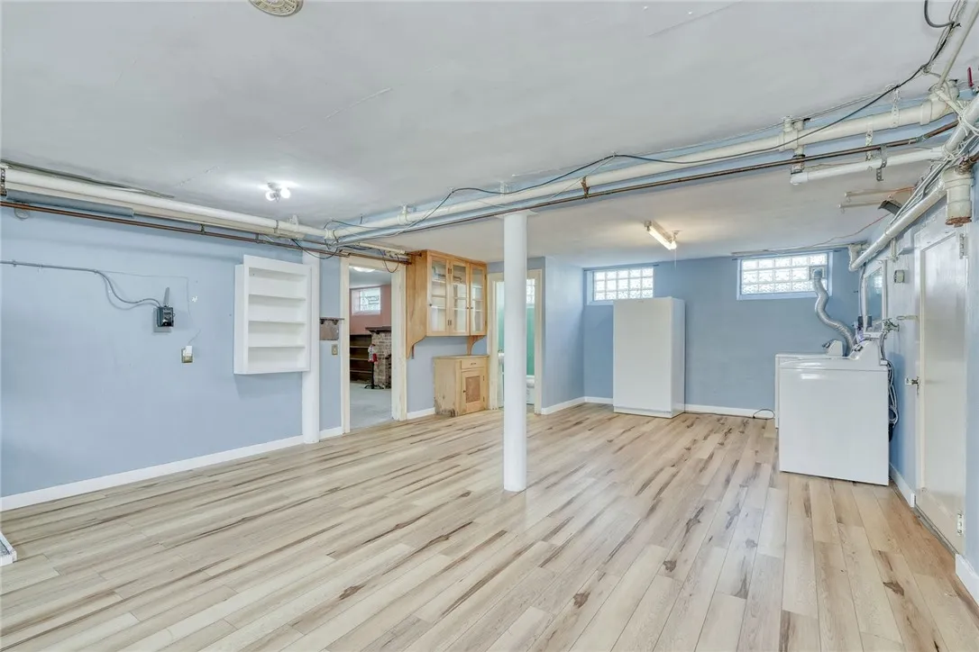 112 Isabelle Street, Rochester, New York 14606, Rochester, New York 14606, 4 Bedrooms Bedrooms, 10 Rooms Rooms,1 BathroomBathrooms,Residential,Closed,112 Isabelle Street, Rochester, New York 14606,R1620856