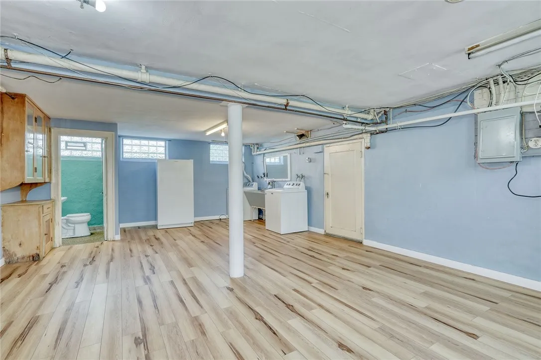 112 Isabelle Street, Rochester, New York 14606, Rochester, New York 14606, 4 Bedrooms Bedrooms, 10 Rooms Rooms,1 BathroomBathrooms,Residential,Closed,112 Isabelle Street, Rochester, New York 14606,R1620856