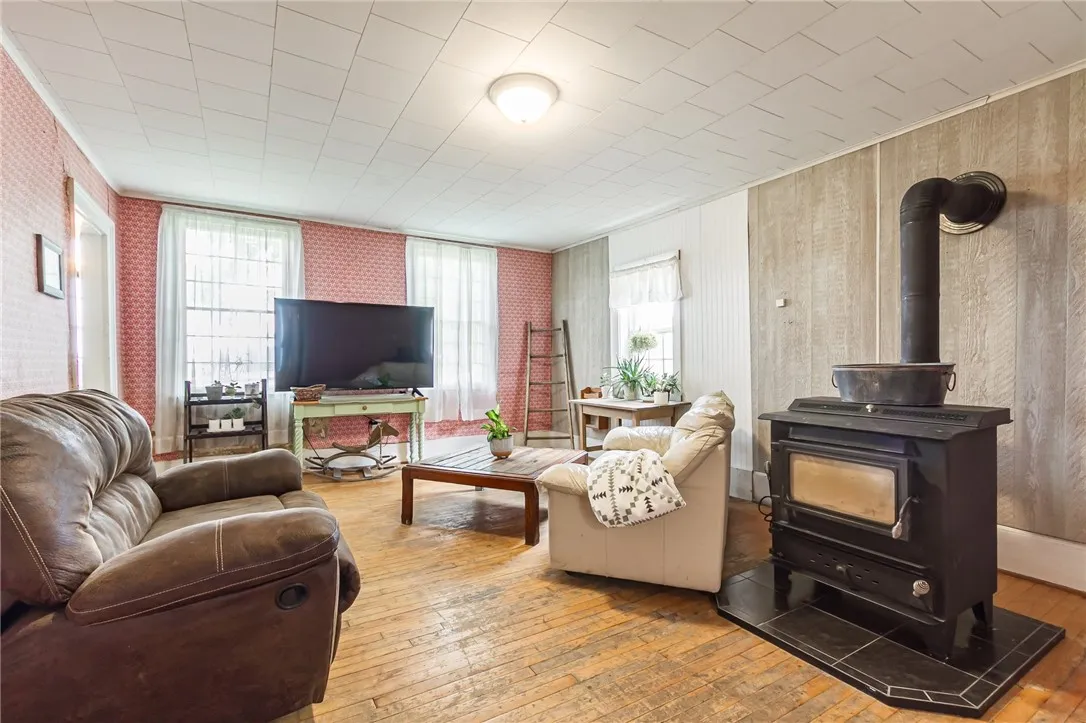 4378 Reed Rd, Richmond, New York 14487, Richmond, New York 14487, 3 Bedrooms Bedrooms, 14 Rooms Rooms,2 BathroomsBathrooms,Residential,For Sale,4378 Reed Rd, Richmond, New York 14487,R1620521