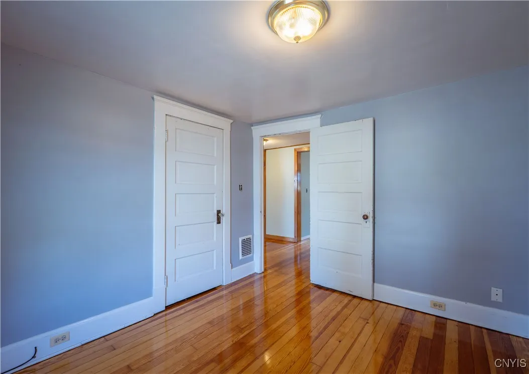 124 2nd Avenue 2, Herkimer, New York 13350, Herkimer, New York 13350, 2 Bedrooms Bedrooms, 6 Rooms Rooms,1 BathroomBathrooms,Residential Lease,For Rent,124 2nd Avenue 2, Herkimer, New York 13350,S1620945