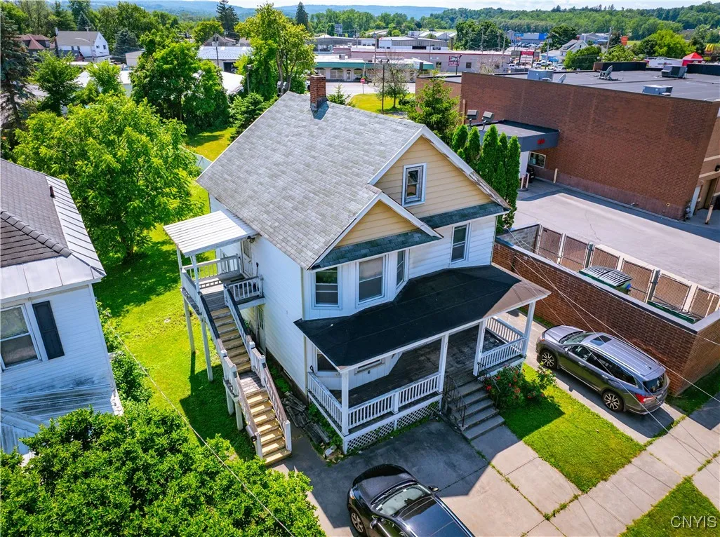 124 2nd Avenue 2, Herkimer, New York 13350, Herkimer, New York 13350, 2 Bedrooms Bedrooms, 6 Rooms Rooms,1 BathroomBathrooms,Residential Lease,For Rent,124 2nd Avenue 2, Herkimer, New York 13350,S1620945