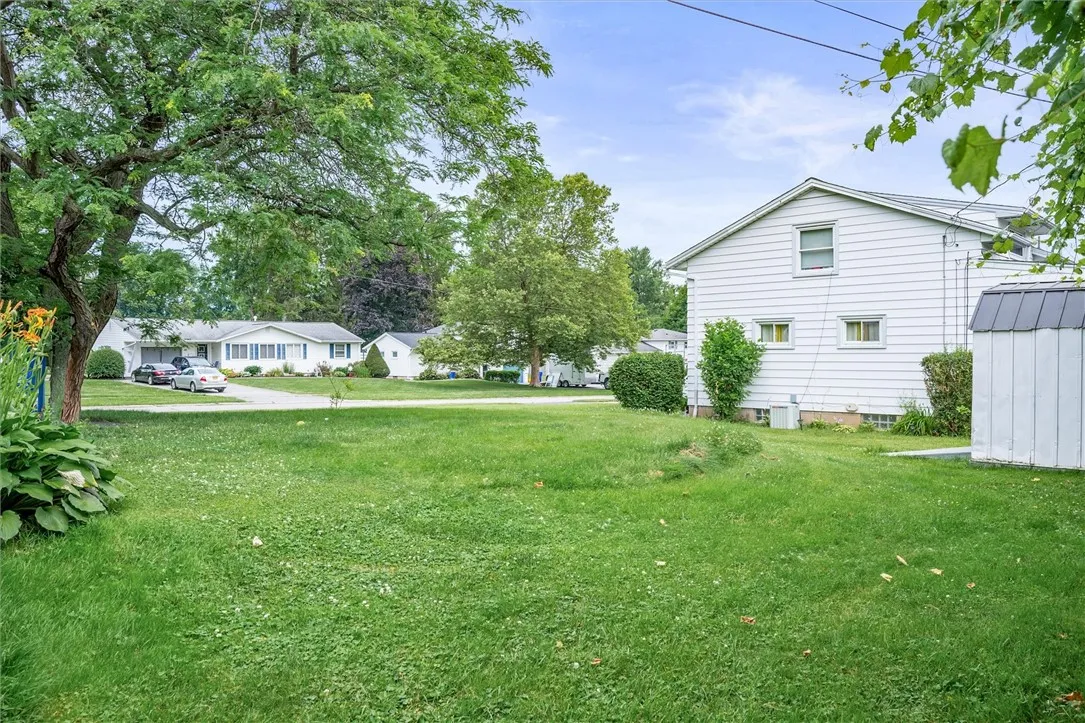 142 Kaymar Drive, Greece, New York 14616, Greece, New York 14616, 3 Bedrooms Bedrooms, 6 Rooms Rooms,2 BathroomsBathrooms,Residential,Closed,142 Kaymar Drive, Greece, New York 14616,0,R1620858