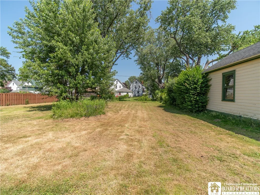 746 Park Avenue, Dunkirk, New York 14048, Dunkirk, New York 14048, 3 Bedrooms Bedrooms, 9 Rooms Rooms,2 BathroomsBathrooms,Residential,For Sale,746 Park Avenue, Dunkirk, New York 14048,R1620876