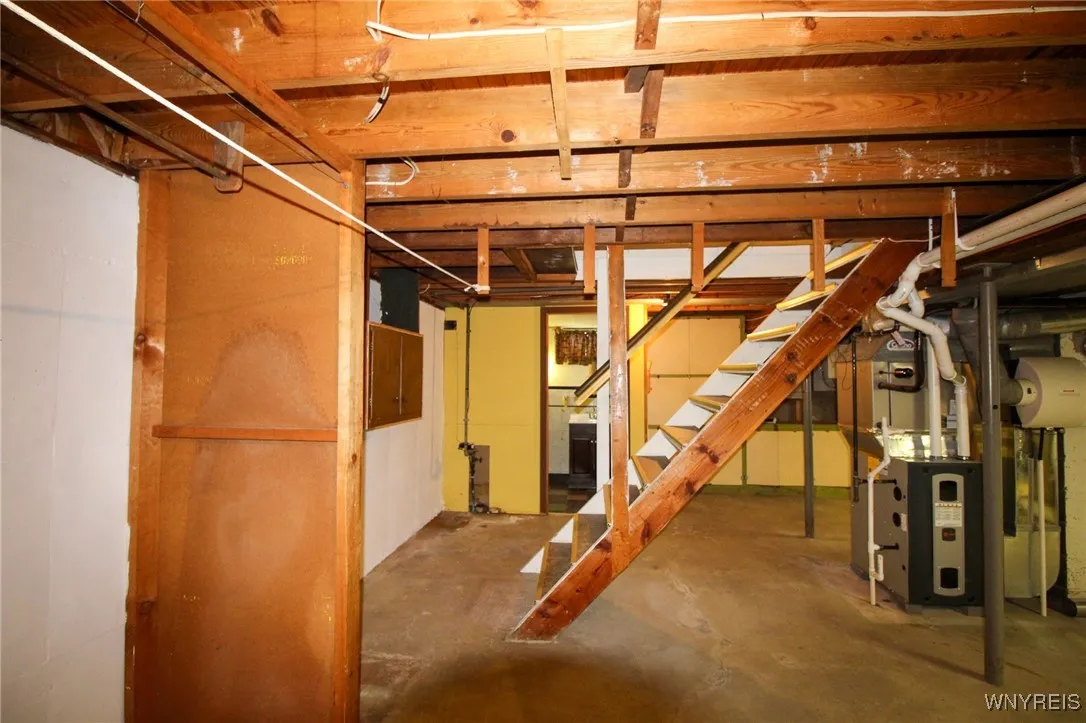 84 Hirschfield Drive, Amherst, New York 14221, Amherst, New York 14221, 3 Bedrooms Bedrooms, 8 Rooms Rooms,1 BathroomBathrooms,Residential,For Sale,84 Hirschfield Drive, Amherst, New York 14221,B1620701