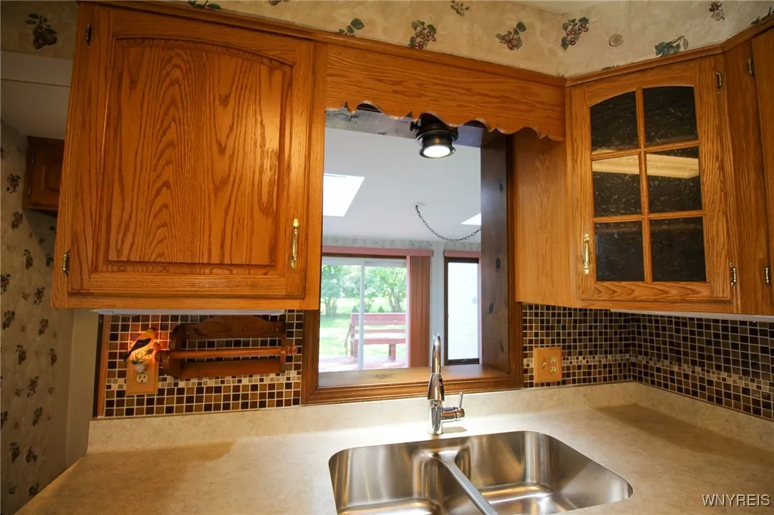 84 Hirschfield Drive, Amherst, New York 14221, Amherst, New York 14221, 3 Bedrooms Bedrooms, 8 Rooms Rooms,1 BathroomBathrooms,Residential,For Sale,84 Hirschfield Drive, Amherst, New York 14221,B1620701