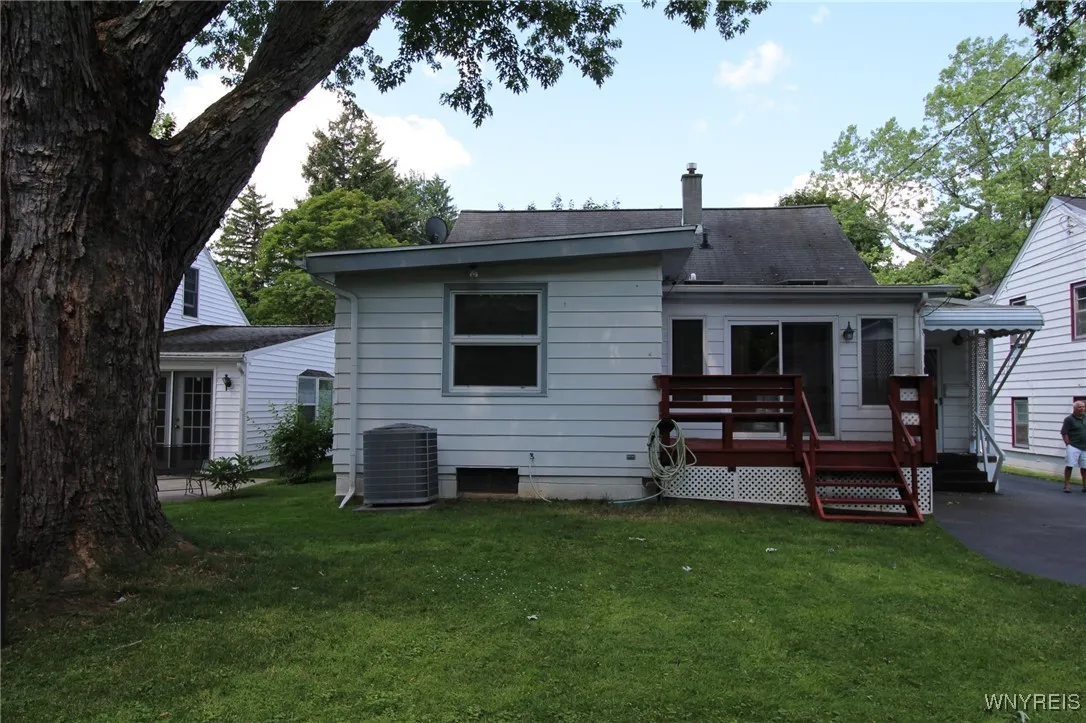 84 Hirschfield Drive, Amherst, New York 14221, Amherst, New York 14221, 3 Bedrooms Bedrooms, 8 Rooms Rooms,1 BathroomBathrooms,Residential,For Sale,84 Hirschfield Drive, Amherst, New York 14221,B1620701