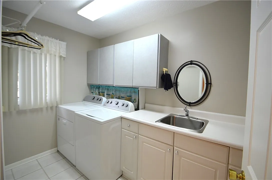 190 Weiland Woods Lane, Greece, New York 14626, Greece, New York 14626, 3 Bedrooms Bedrooms, 6 Rooms Rooms,3 BathroomsBathrooms,Residential,For Sale,190 Weiland Woods Lane, Greece, New York 14626,R1620606