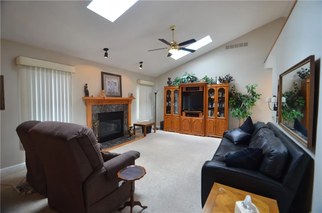 190 Weiland Woods Lane, Greece, New York 14626, Greece, New York 14626, 3 Bedrooms Bedrooms, 6 Rooms Rooms,3 BathroomsBathrooms,Residential,For Sale,190 Weiland Woods Lane, Greece, New York 14626,R1620606