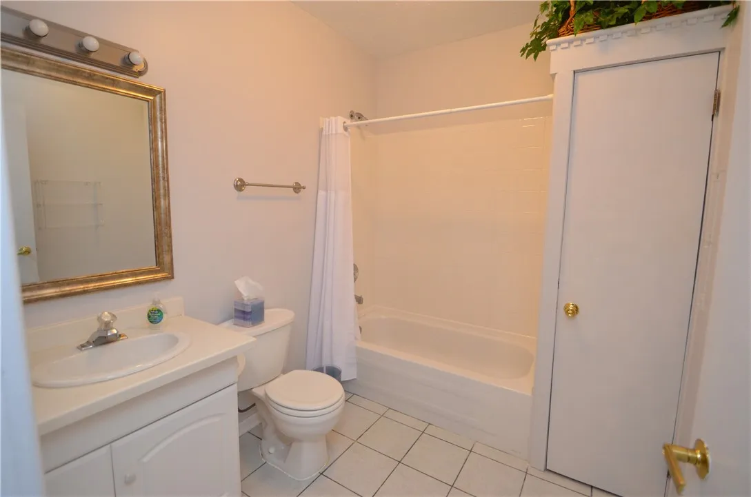 190 Weiland Woods Lane, Greece, New York 14626, Greece, New York 14626, 3 Bedrooms Bedrooms, 6 Rooms Rooms,3 BathroomsBathrooms,Residential,For Sale,190 Weiland Woods Lane, Greece, New York 14626,R1620606