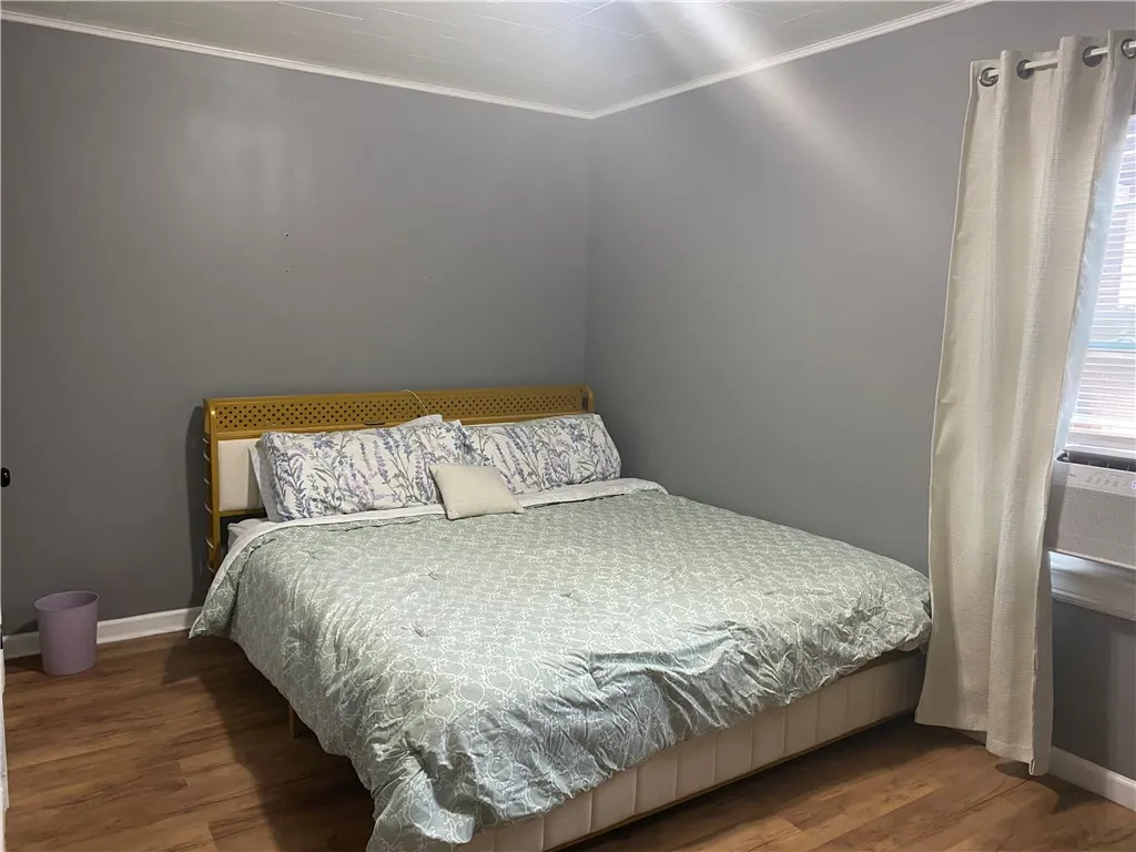 102 Ellison St Street, Rochester, New York 14609, Rochester, New York 14609, 4 Bedrooms Bedrooms, 7 Rooms Rooms,1 BathroomBathrooms,Residential,For Sale,102 Ellison St Street, Rochester, New York 14609,R1620925