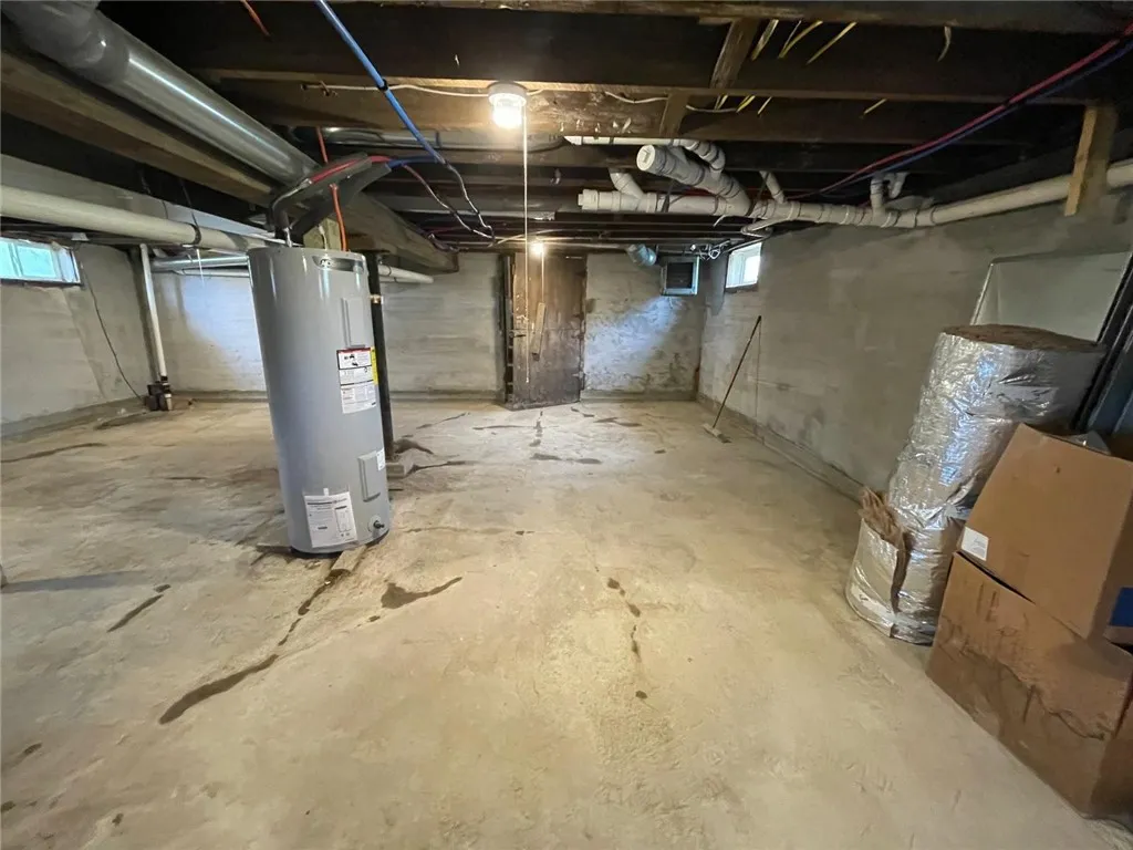 9267 Boston State Road, Boston, New York 14025, Boston, New York 14025, 4 Bedrooms Bedrooms, 7 Rooms Rooms,3 BathroomsBathrooms,Residential,For Sale,9267 Boston State Road, Boston, New York 14025,R1615857