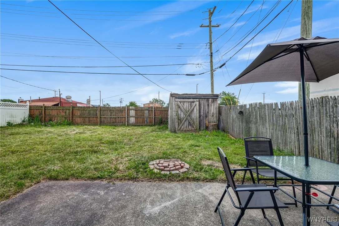 207 Enez Drive, Cheektowaga, New York 14043, Cheektowaga, New York 14043, 3 Bedrooms Bedrooms, 5 Rooms Rooms,2 BathroomsBathrooms,Residential,For Sale,207 Enez Drive, Cheektowaga, New York 14043,B1620990