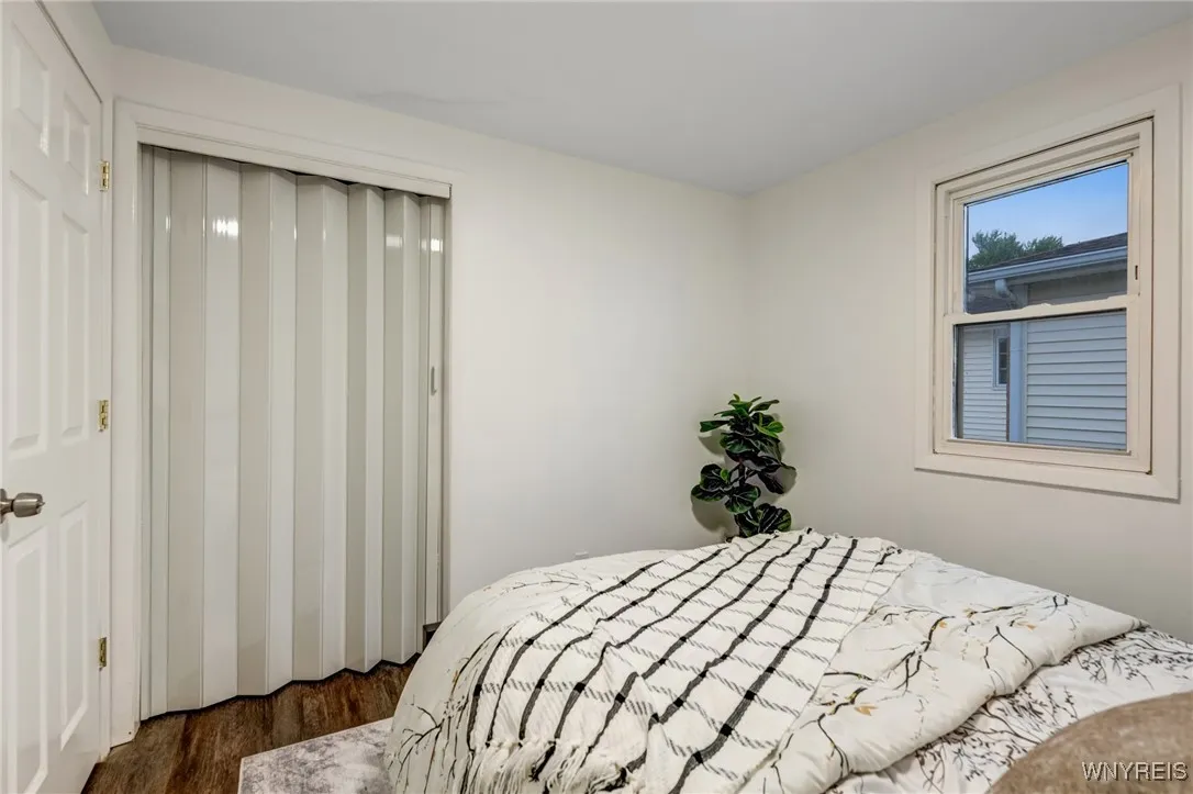207 Enez Drive, Cheektowaga, New York 14043, Cheektowaga, New York 14043, 3 Bedrooms Bedrooms, 5 Rooms Rooms,2 BathroomsBathrooms,Residential,For Sale,207 Enez Drive, Cheektowaga, New York 14043,B1620990