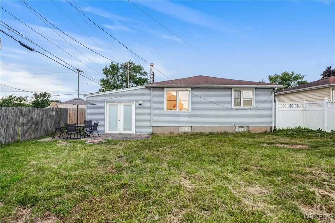 207 Enez Drive, Cheektowaga, New York 14043, Cheektowaga, New York 14043, 3 Bedrooms Bedrooms, 5 Rooms Rooms,2 BathroomsBathrooms,Residential,For Sale,207 Enez Drive, Cheektowaga, New York 14043,B1620990