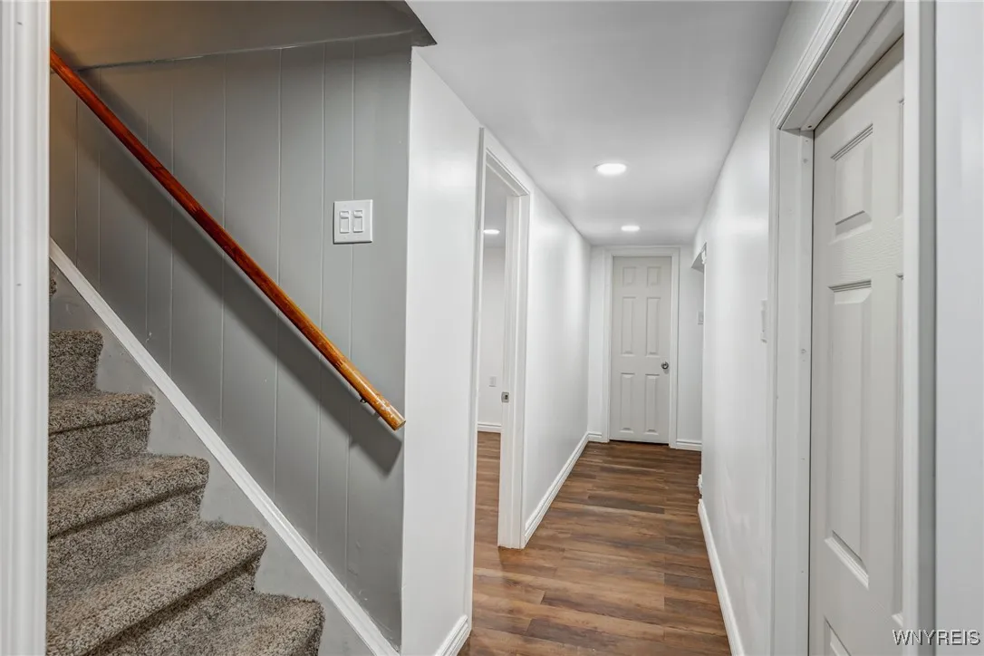 207 Enez Drive, Cheektowaga, New York 14043, Cheektowaga, New York 14043, 3 Bedrooms Bedrooms, 5 Rooms Rooms,2 BathroomsBathrooms,Residential,For Sale,207 Enez Drive, Cheektowaga, New York 14043,B1620990